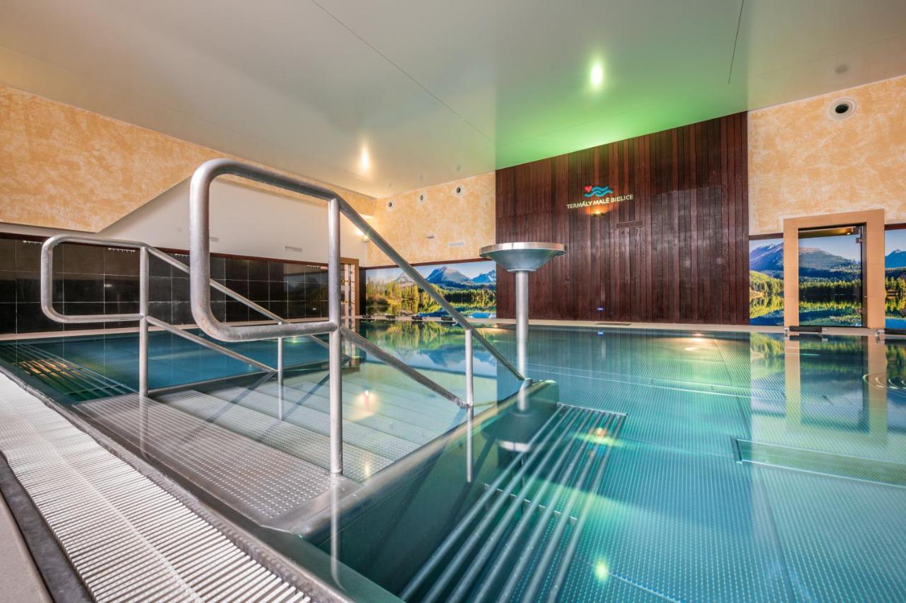 Termaly Male Bielice Hotel ปาร์ติซานสเก ภายนอก รูปภาพ